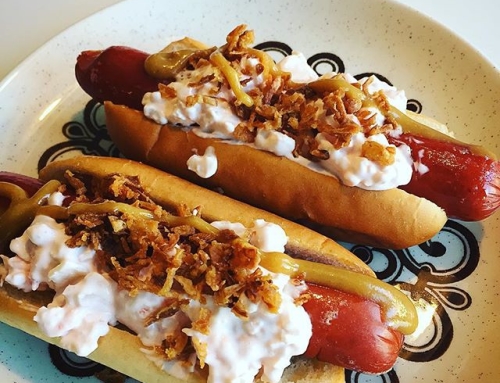 Instagram – Provlagar maten inför kvällens RT-möte. Blir även grillad banan/choklad och kladdkaka deluxe. Allt efter skridskoåkningen. #foodporn